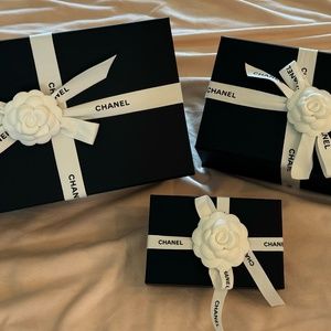 Chanel Medium & Mini Classic Flap Bags + Card Holder - NWT, Guaranteed Authentic